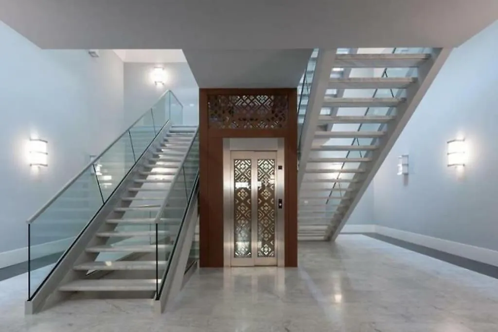 Apartment Downtown Florence, Moderno Con Giardino